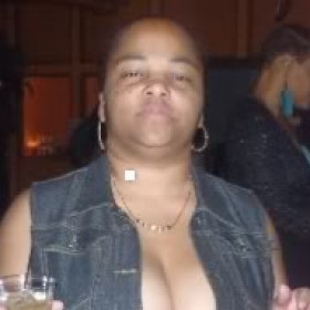 Nicole_D1976