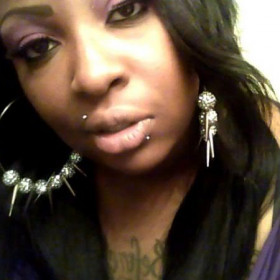 Follow_me_Duh_Queen_Bee